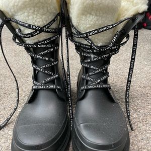 Michael Kors Montaigne Faux Shearling rain winter boots